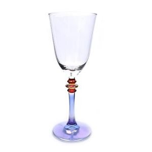 Elegant wine glass, drinking cup